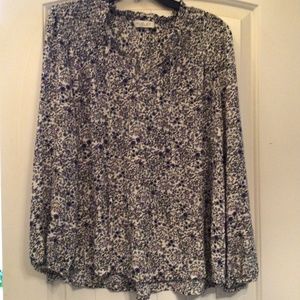 Floral print blouse